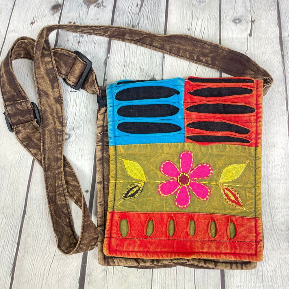 Crossbody Bag Nappa Passport Happy Flower Nappa Boho Hippie Patchwork Y2K